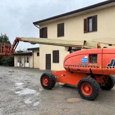 SOLLEVATORE A BRACCIO TELESCOPICO